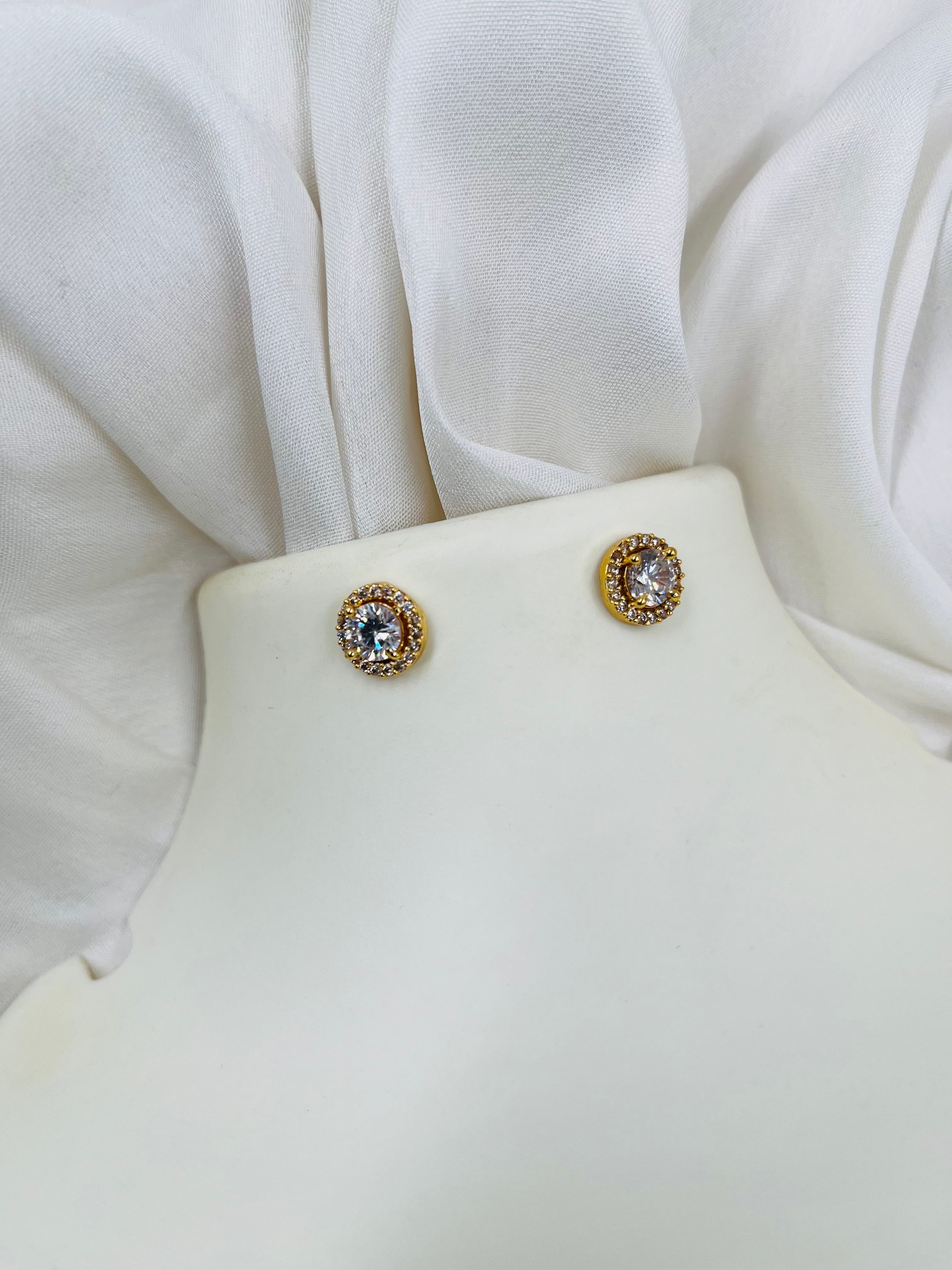 JHB Princess Cut Cubic Zirconia Stud Earrings, Gold Plated, Crystal Clear for Women or Girls
