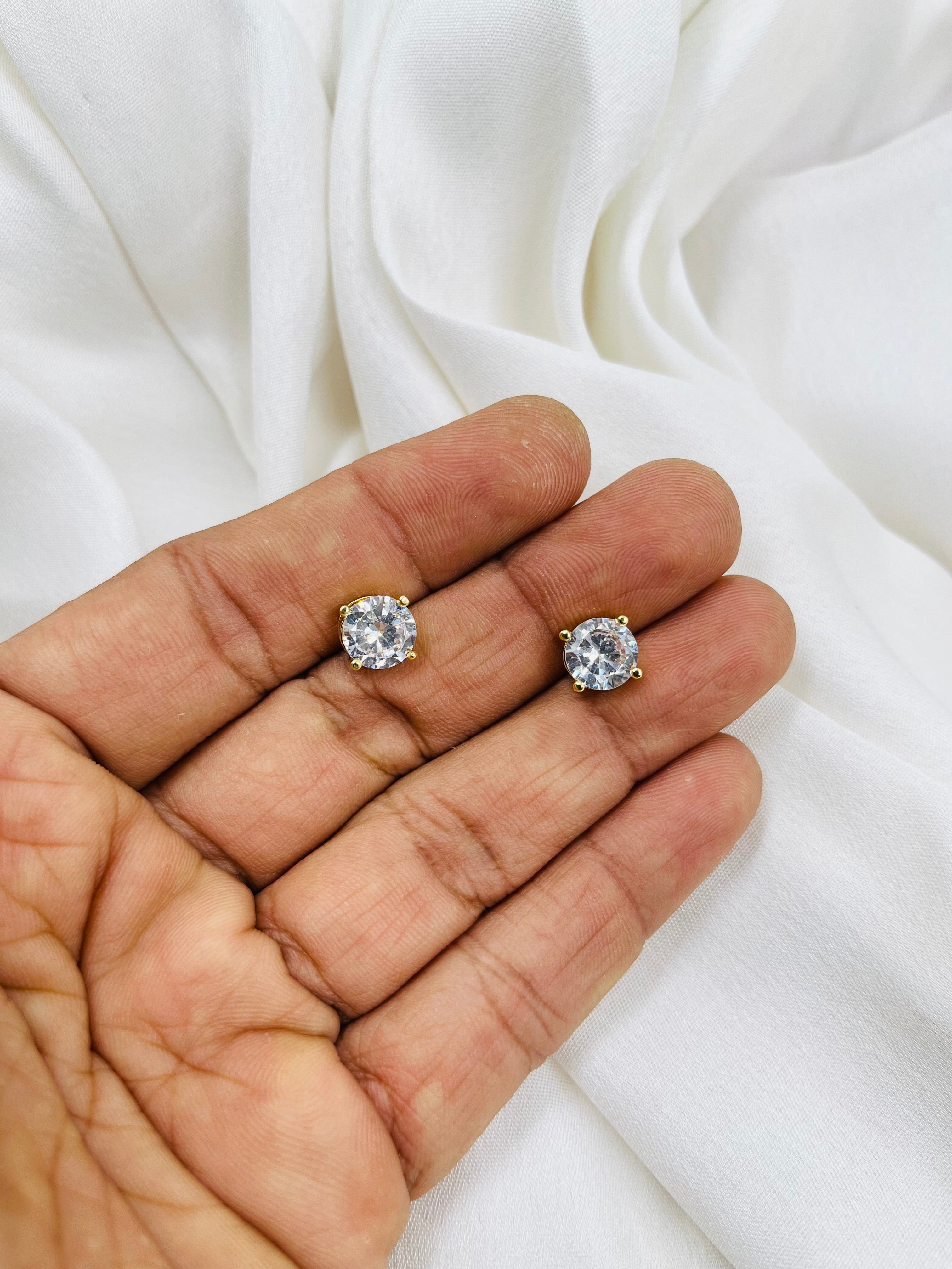 JHB Princess Cut Cubic Zirconia Stud Earrings, Gold Plated, Crystal Clear for Women Or Men